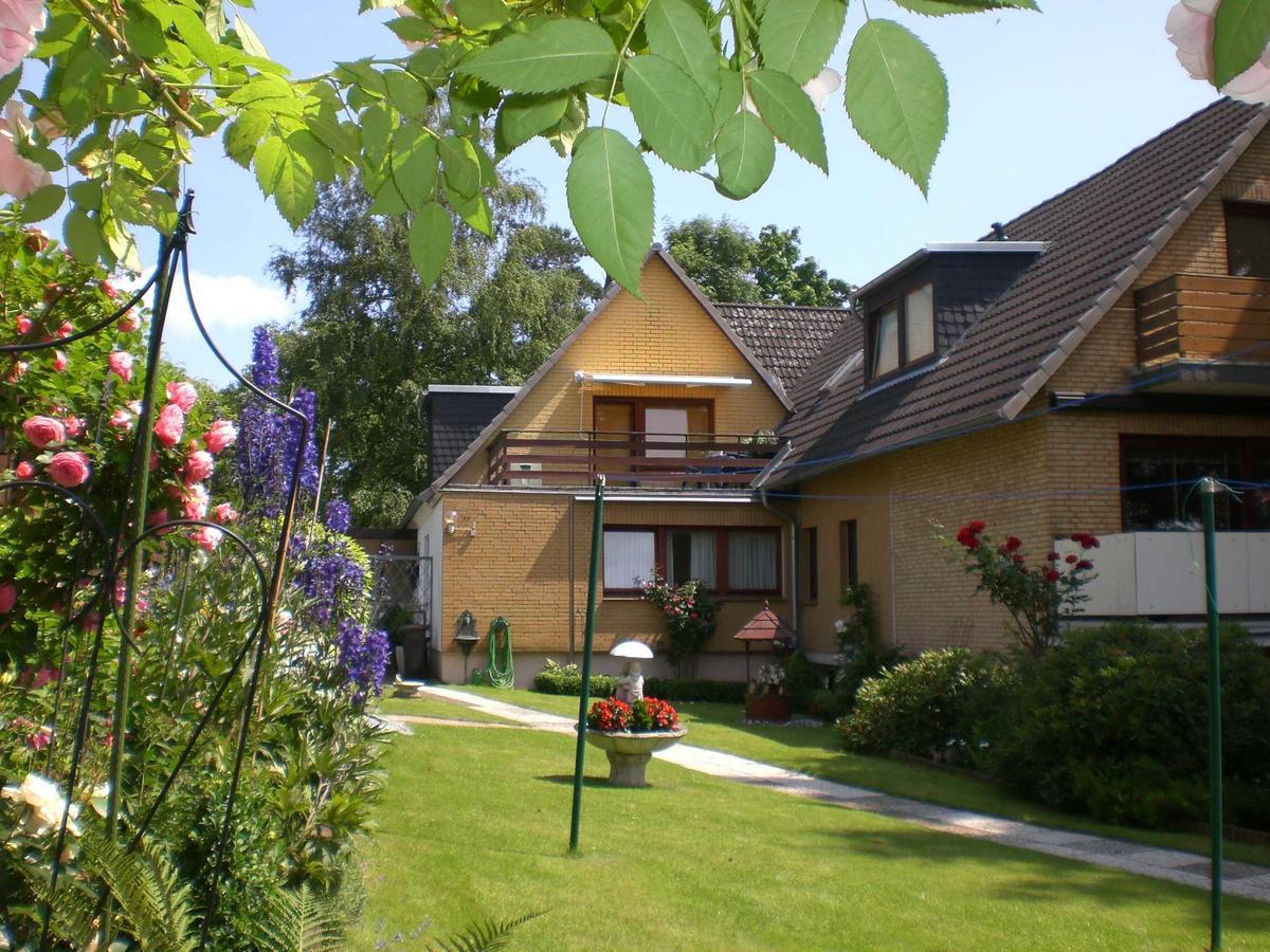 Gaestehaus Wolf Sierksdorf Exterior photo